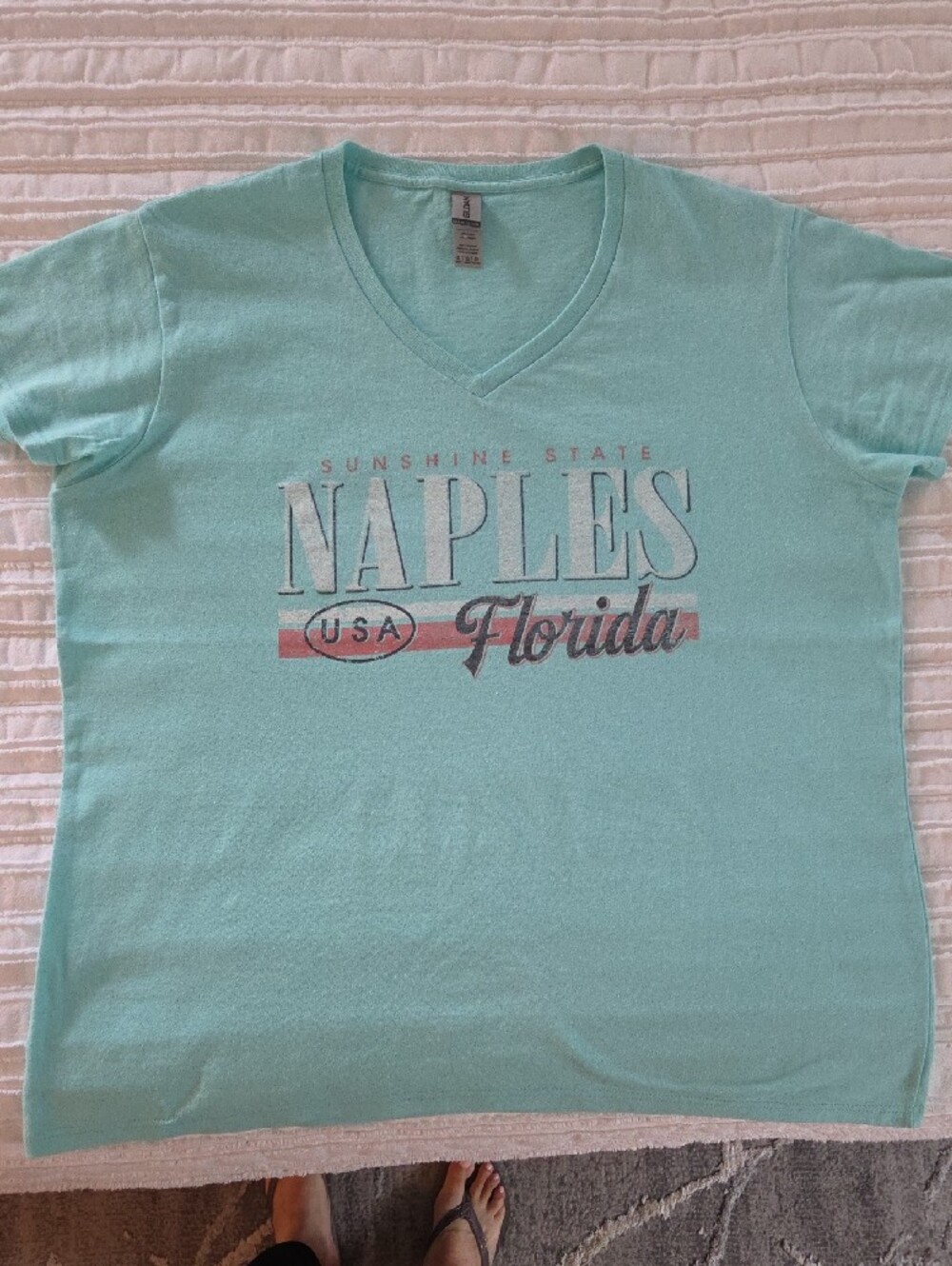 Seafoam Naples Graphic V-Neck Tee - XL